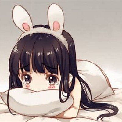 普京对送行人群微笑点头